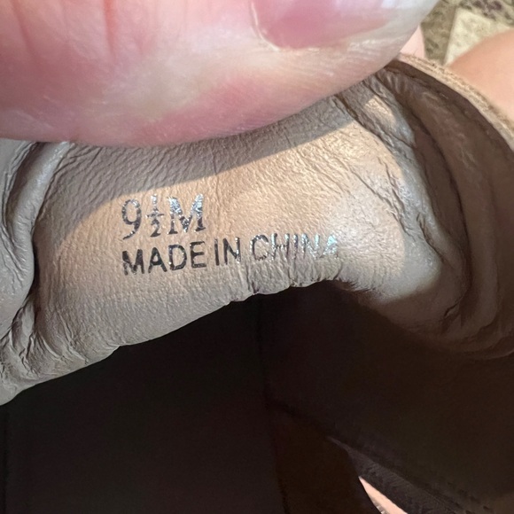 In like new condition. Gold, leather Paolo sneaker/booties - Picture 6 of 10